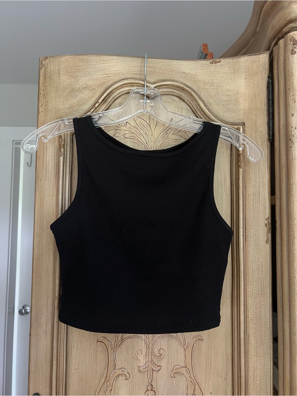 Princess Polly Black Ribbed Cropped Tank